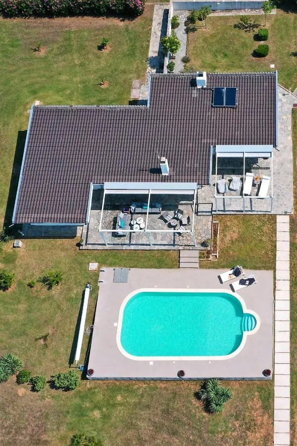 Haddock Beachfront Villa Nea Propontida 0*,  Ελλάδα
