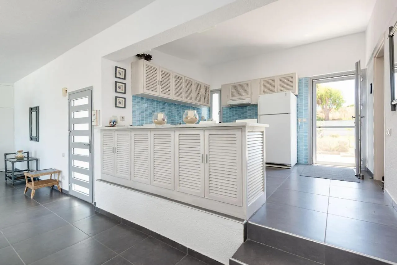 Haddock Beachfront Villa Nea Propontida